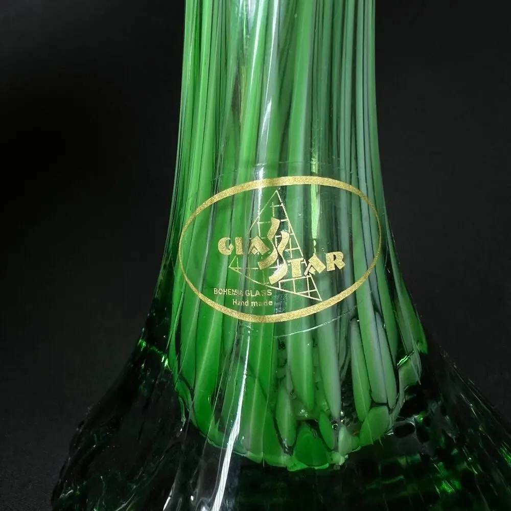 GIA SSTAR BOHEMIAN GLASS HAND MADE EMERALD Swirl Art Vase Ruffled Edge Applied